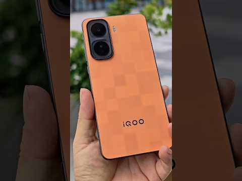 iQOO Neo 11 Hands On Review: Unbelievable Specs and Camera, Gaming, Beautiful Design